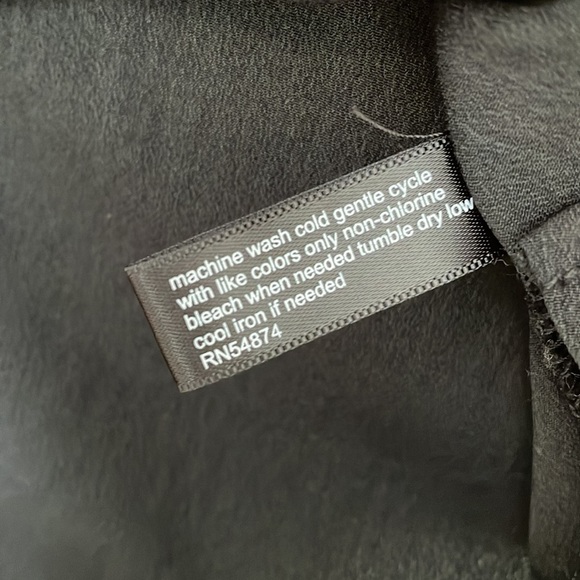 NWOT The Limited long sleeve black blouse v-neck - XS - Picture 5 of 5